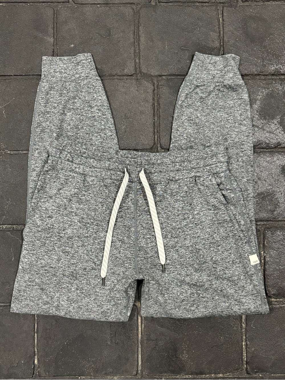 Vuori Womens Performance Jogger Size XS/S Dark Grey Heather  VW303